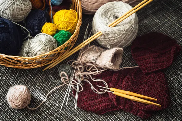 Basket Various Woolen Thread Knitting Tools — Stock Photo, Image