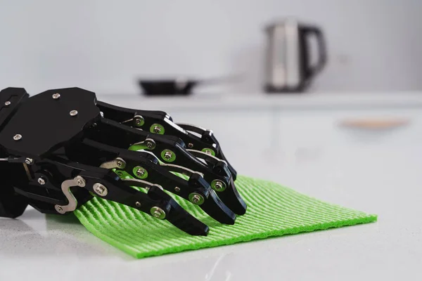 Mão Pano Robô Real Para Limpeza Conceito Automação Robótica Processos Fotos De Bancos De Imagens
