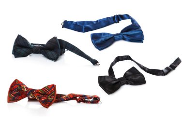 Çeşitli Biçimlerde Klasik Yay Bağları Koleksiyonu.