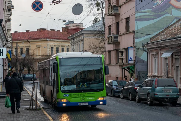 Чернивци Украина Марта 2023 Года Автобус Mercedes Benz O530 Пассажирами — стоковое фото