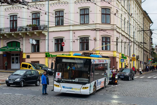 Чернивци Украина Октября 2020 Года Троллейбус Laz E183 348 Езда — стоковое фото