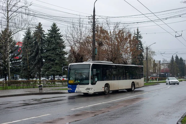 Chernivtsi Ukrajina 2023 Autobus Mercedes Benz O530 Koni Cestujícími Ulicích — Stock fotografie