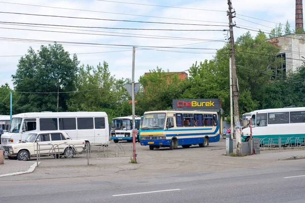 Chernivtsi Ukraine Червня 2023 Року Автобус Баз 079 Їде Пасажирами — стокове фото