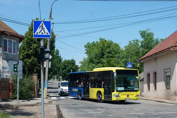 Chernivtsi Ucrania Julio 2023 Autobús Mercedes Benz O530 022 Caballo — Foto de Stock