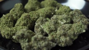 Kurumuş kenevir tomurcukları, daire içinde dönüş, 4k görüntü