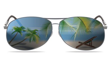 plaj manzara plaj sandalyesini güneş gözlüğü yansıması palmiye ağaçları ile yaz