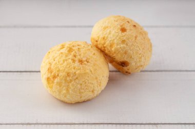 Peynirli Ekmek (124); Po de Queijo (124); Tipik Brezilya Yemeği