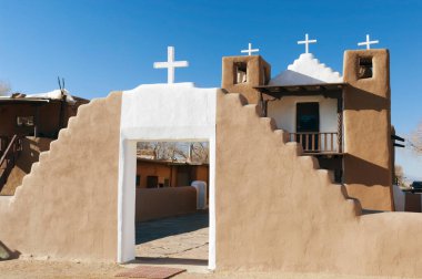 Historic San Geronimo de Taos Spanish Mission in Taos Pueblo Native American settlement, one of the oldest continuously inhabited communities in the United States, New Mexico, USA