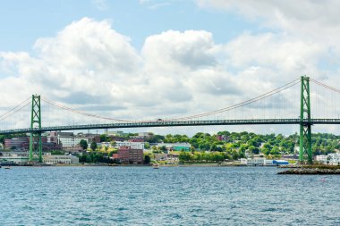 Angus L. Macdonald asma köprüsü Halifax limanı üzerinde, Nova Scotia, Kanada