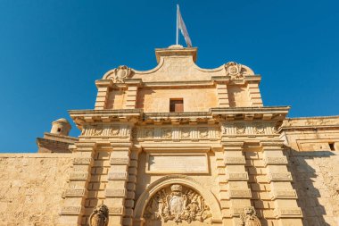 Eski başkent Malta 'nın ana simgesi olan antik Mdina' nın ana Vilhena Kapısı