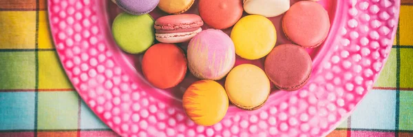 Veel Macarons Bakkerij Geschenkdoos Panoramische Banner Van Franse Zoete Desserts — Stockfoto
