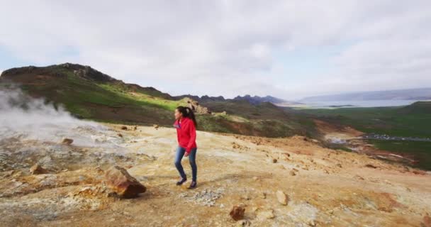 Iceland Nature Video Tourist Hiking Volcano Geothermal Fields Volcanic Activity — Stock Video