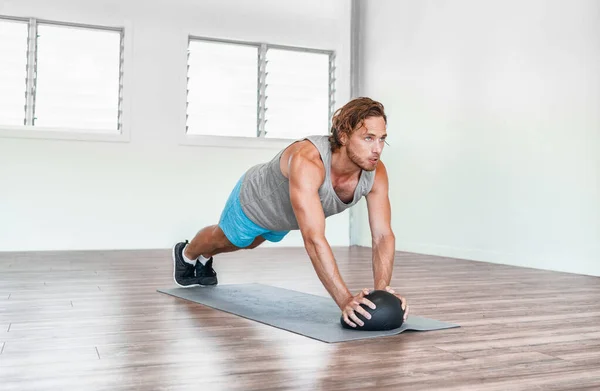 Home Gym Geneeskunde Bal Workout Buikspieroefeningen Stabiliteit Lichaam Oefeningen Man — Stockfoto