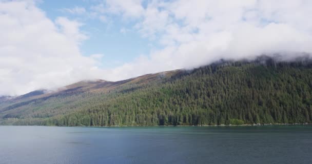Alaska Nature Landscape Passagem Interior Vista Navio Cruzeiro Viagem Turística — Vídeo de Stock