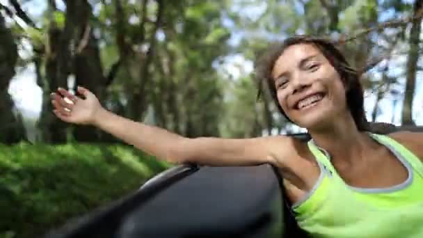 Summer Vacation Car Road Trip Freedom Concept Happy Woman Cheering — Wideo stockowe