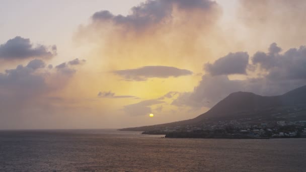 Karibischer Sonnenuntergang Auf Der Insel Kitts Vom Kreuzfahrtschiff Aus Kitts — Stockvideo
