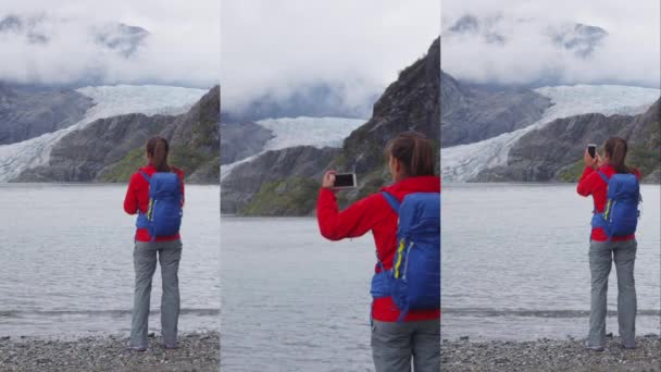 Вертикальне Відео Подорожуючи Аляскою Туристи Роблять Фото Льодовика Жінка Туристка — стокове відео