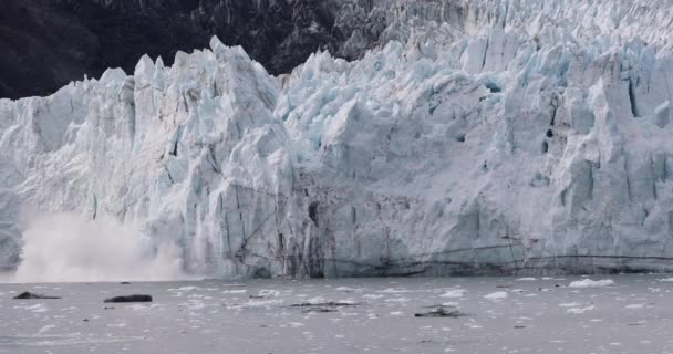 Gletsjer Kalven Alaska Glacier Bay Alaska Cruise Vakantie Reizen Opwarming — Stockvideo