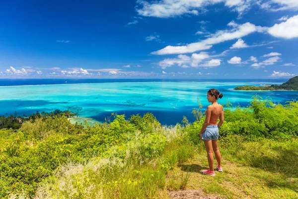 Bora Bora Tahiti Круиз Путешествие Береговой Экскурсии Туристическая Женщина Пешеходная — стоковое фото
