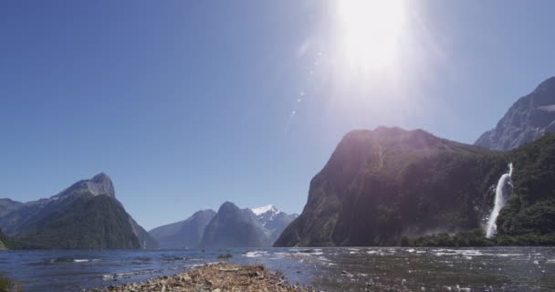 Krajobraz Przyrody Nowej Zelandii Milford Sound Parku Narodowym Fiordland Mitre — Wideo stockowe