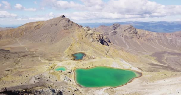 Neuseeland Landschaft Der Smaragdgrünen Seen Tongariro Alpine Crossing Atemberaubende Vulkanlandschaft — Stockvideo