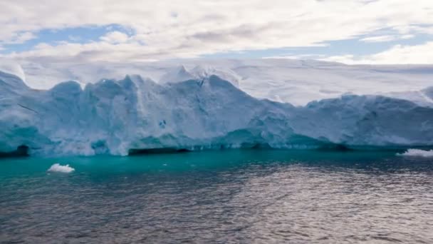 Global Warming Greenland Iceberg Landscape Ilulissat Icefjord Giant Icebergs Icebergs — Stock Video