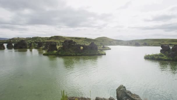 Ισλανδικό Τοπίο Λίμνη Myvatn Ισλανδική Φύση Βόρεια Ισλανδία Όμορφο Ήρεμο — Αρχείο Βίντεο
