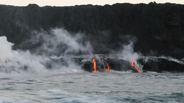 Lava Rinner Havet Från Lavavulkanutbrott Big Island Hawaii Usa Lava — Stockvideo