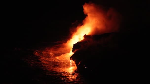 Láva Tekoucí Oceánu Před Sopečnou Erupcí Lávy Big Islandu Havaji — Stock video