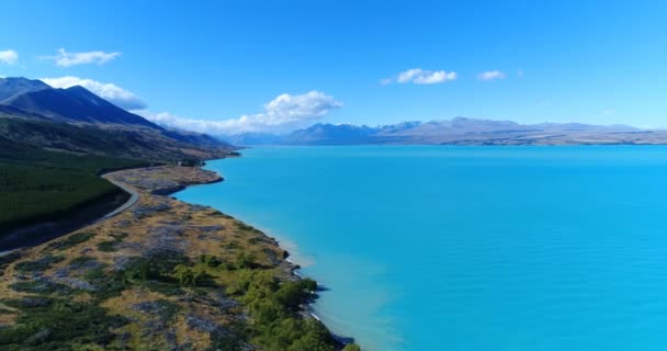 Новозеландский Беспилотник Запечатлел Озеро Пукаки Южные Альпы Южном Острове Национальным — стоковое видео