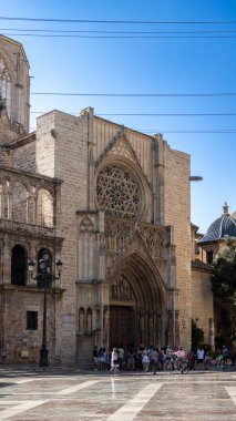 Valencia, İspanya 26-2023 La Plaza de la Virgen, Bakire Meryem Meydanı 
