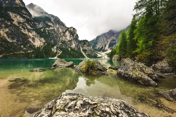 Lago di Braies, Dolomitler, İtalya, Avrupa