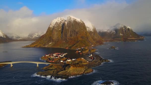 挪威北部罗浮敦群岛冬季的空中录像 高质量的4K镜头 — 图库视频影像