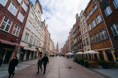 Gdansk, Polonya 5.4.2023 The Long Street. Yüksek kalite fotoğraf