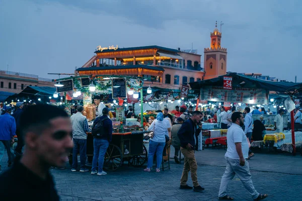 2023 Marrakech Marruecos Plaza Jemaa Fnaa Por Noche Foto Alta —  Fotos de Stock