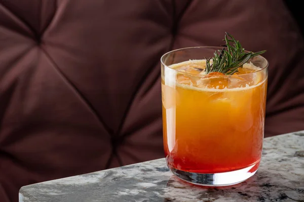 Dronken Verfrissende Tequila Sunrise Cocktail Met Grenadine Koud Drankje Met — Stockfoto