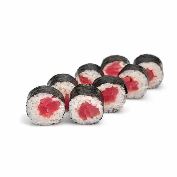 Tradycyjne Japońskie Maki Rolki Tuńczykiem Czarnym Tle Menu Sushi Jedzenie — Zdjęcie stockowe