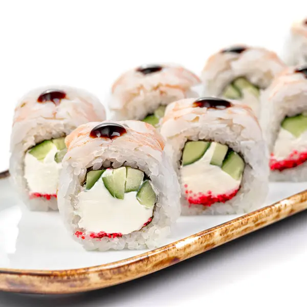 Comida Asiática Rollo Sushi Con Camarones Pepino Caviar Masago Menú —  Fotos de Stock