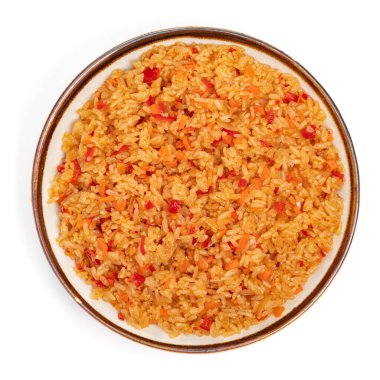 Sebzeli THAI Rice pilav, soğan, havuç, biber, sarımsak, soya sosu, kimchi sosu. Restoran menüsü için. Geleneksel Asya suşi çeşnisi. Sağlıklı beslenme. Tabak beyaz arkaplanda. Üst görünüm.