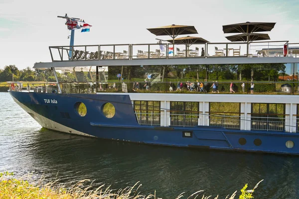 Vere Κάτω Χώρες Αύγουστος 2022 Πλευρική Άποψη Ενός Ποταμόπλοιου Κρουαζιερόπλοιου — Φωτογραφία Αρχείου
