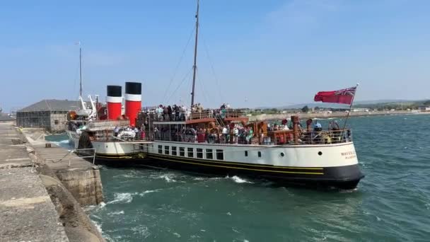 Porthcawl Wales June 2023 Waverley Paddle Steamer Leaving Pier Porthcawl — Stock Video