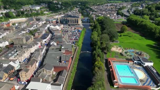 Pontypridd Wales September 2023 Drohnenüberflug Des Stadtzentrums Des Flusses Taff — Stockvideo