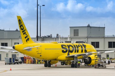 Miami, Florida, ABD - 27 Ocak 2024: Spirit Airlines tarafından işletilen Airbus uçağı