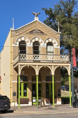 Austin, Teksas, ABD - 9 Şubat 2023: Şu anda bir sanat galerisi olan Kongre Bulvarı 'ndaki Eski Fırın' ın dış görünümü.