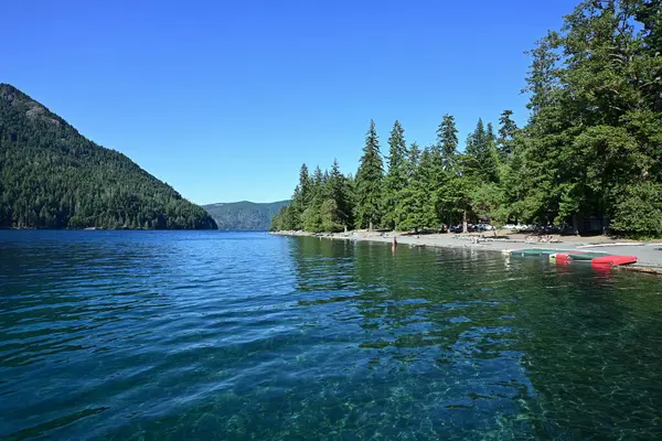 Спокійний Чистий Літній День Озері Півмісяць Олімпійському Національному Парку Вашингтон — стокове фото