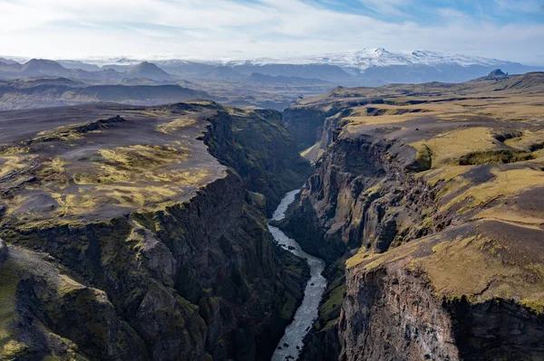 Вид Повітря Барвистий Каньйон Річку Заповіднику Фіаллабад Ісландія Сонячний Осінній — стокове фото