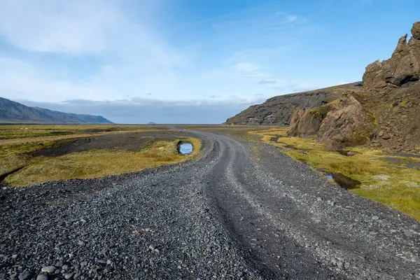 Σκληρή Βρωμιά Και Λάβα Δρόμο Fjallabak Nature Reserve Στην Ισλανδία — Φωτογραφία Αρχείου