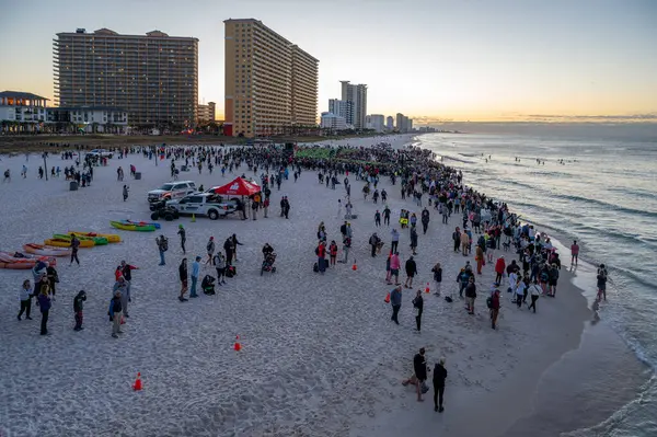 Panama City Beach Florida November 2023 Crowd Spectators Athletes Beach Stock Image
