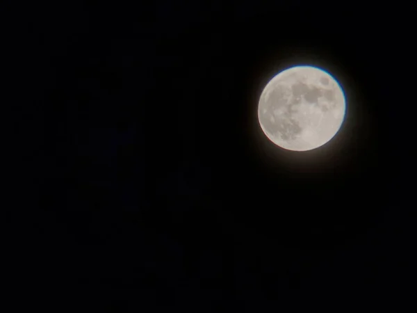 Luna Nocturna Cerca Cielo —  Fotos de Stock