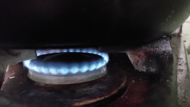 Сжигание Газовой Горелки Кухне — стоковое видео